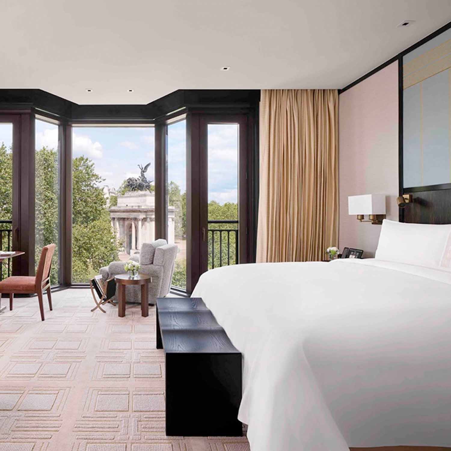 The Peninsula PenClub gallery 4